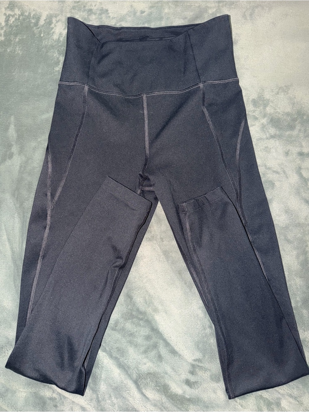 girlfriend collective Black High-Rise Capri Leggings